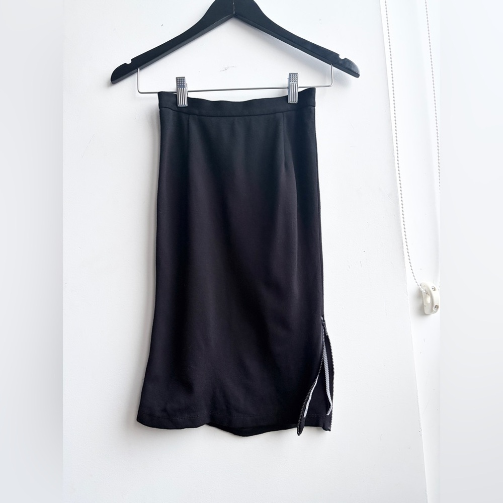 Alice + Olivia Employed Black Pencil Skirt with Zipper Slit